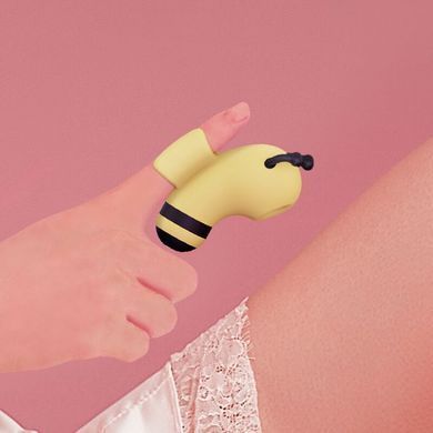 Вакуумний стимулятор із мікрострумами KISSTOY Beebe Yellow, на палець SO6550 фото
